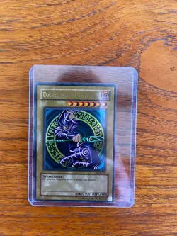 Yu-Gi-Oh! Dark Magician Ultra Rare SDY-006 (1/2) - Image 1
