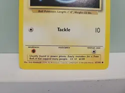 Pokemon TCG Voltorb 67/102 Base Set 4th Print NM - Image 2