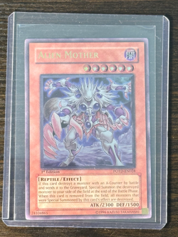 YuGiOh! - ALIEN MOTHER [POTD-EN028] - ULTIMATE RARE - 1st Edition (NM) - Image 1