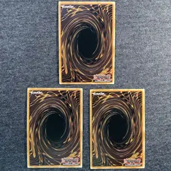 3x Lady's Dragonmaid 1st Edition Ultra Rare BLMM-EN049 Yu-Gi-Oh! {PLAYSET X3} - Image 2