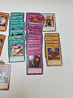 Yu-Gi-Oh Trading Card Game Bundle Mixed Cards Collectable J153 - Image 2