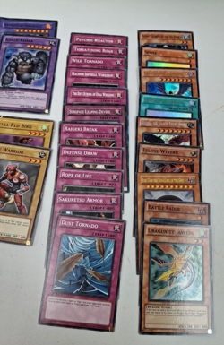 Yu-Gi-Oh Trading Card Game Mixed Bundle Card Deck Collectable J155 - Image 2