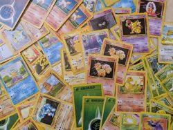 Pokemon TCG Base Set 1999 - 20 x card - mixed random bundles - LP condition - Image 1