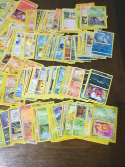Old VINTAGE Pokemon Cards WOTC 1999-2024 MODERN, HEAVILY PLAYED LOT OF 8200 - Image 5