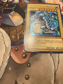 Blue-Eyes White Dragon - DB1-EN098 Ultra Rare MP Yugioh Card - Image 4