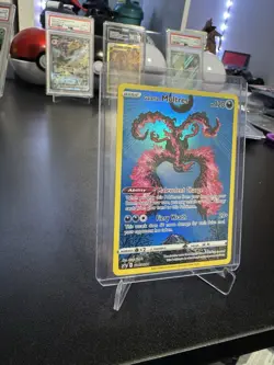Pokemon Galarian Moltres TCG SWSH284 Sword & Shield Promo Card Holo NM Condition - Image 2