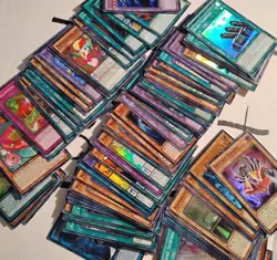100 Card Yugioh Lot | GUARANTEED RARES/HOLOS | NM/M Deck Lots! - Image 1