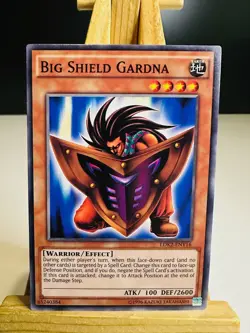 Big Shield Gardna [NM] LDK2-ENY16 - 1996 Common - Unlimited Yugioh - Image 1