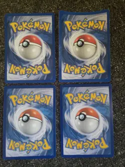 Over 70 Vintage Pokemon Cards with 2 Spanish holofoils Jungle Base Fossil Neo ++ - Image 3