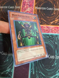 Yu-Gi-Oh! TCG Man-Eater Bug LOB-108 Super Rare Unlimited Near Mint c3/ - Image 2