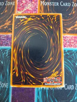 Yu-Gi-Oh! TCG Red-Eyes B. Dragon DB1-EN126 Super Rare Unlimited LP/MP - Image 3