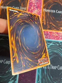 Yu-Gi-Oh! TCG Red-Eyes B. Dragon DB1-EN126 Super Rare Unlimited LP/MP - Image 4