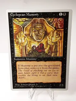 MTG - 4th Edition - Cyclopean Mummy - Common - Lightly Played - Image 1