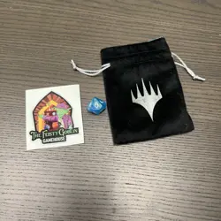 Final Fantasy Magic the Gathering MTG Blue Gem d10 Dice Die Felt Bag - Image 1