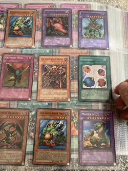Yugioh Vintage 90s Cards Binder Collection (over 300 Cards) Huge Lot - Image 3