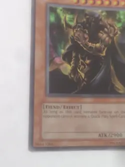 Yu-Gi-Oh! SECRET RARE HOLO CARD INVADER OF DARKNESS IOC-111 VINTAGE PRINT VLP - Image 4