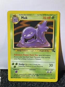 1999 Muk 28/62 Fossil Pokemon Card TCG WOTC - Image 3