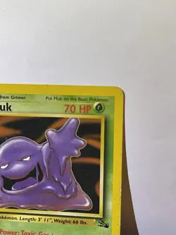 1999 Muk 28/62 Fossil Pokemon Card TCG WOTC - Image 5