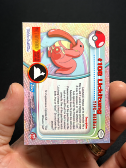 Topps Pokemon Series 2 Rainbow Foil #108 Lickitung LP - Image 4