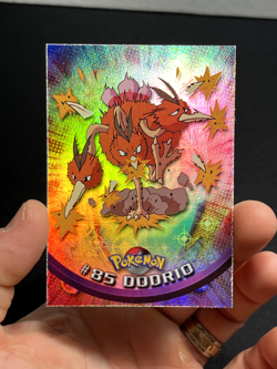 Topps Pokemon Series 2 Rainbow Foil #85 Dodrio LP - Image 1