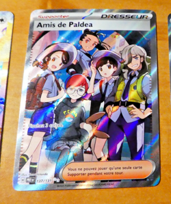 POKEMON EVOLUTIONS PRISMATIQUES CARD HOLO CARTE Amis de Paldea 137/131 PRE FR M - Image 1