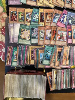 Yugioh Vintage Card Collection Lot Damaged - Image 4