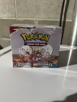 Pokemon TCG: Sword & Shield - Battle Styles Booster Box (36 Card Packs) 820650818189 - Image 1