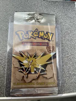 Pokemon Fossil Booster Pack Zapdos Artwork Sealed WOTC Vintage Long Crimp - Image 5