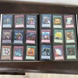 Yugioh Binder Collection with 385 Cards Near Mint + 40 Meta Zoo Bonus Cards - Image 5