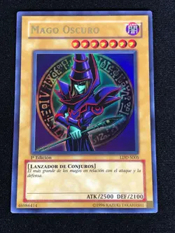 Yugioh Dark Magician LDD-S005 1ST ULTRA (NM) PORTUGESE - Image 1