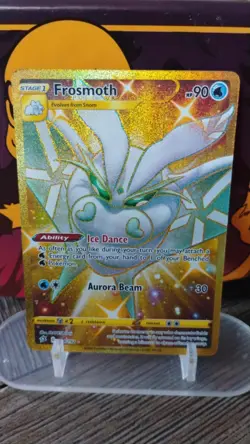 FROSMOTH Rebel Clash Set POKEMON Full-Art Gold Holo 2020 Trading Card 204/192 - Image 1