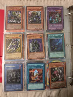 Vintage YU-Gi-Oh Card Binder Collection 300+ Card Lot - Image 2