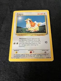Pidgey Whirlwind 40 HP Pokemon Base Set TCG Card 57/102 - Image 3
