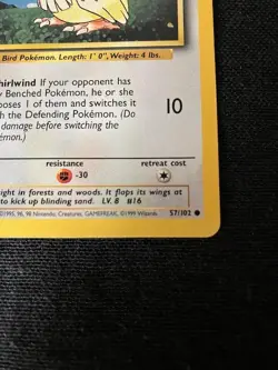 Pidgey Whirlwind 40 HP Pokemon Base Set TCG Card 57/102 - Image 4