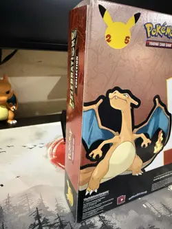 Pokemon TCG Celebrations Collection Lance's Charizard V Box 820650101625 - Image 4
