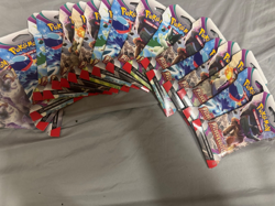18 COUNT LOT Pokemon TCG Scarlet and Violet - Paldea Evolved Booster Packs 2023 - Image 2