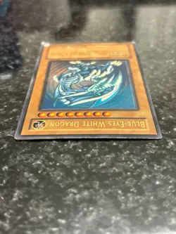 Blue-Eyes White Dragon SDK-001 Starter Deck: Kaiba Ultra Rare MP Unlimited Ed. - Image 3