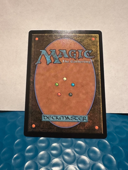 Yuna Grand Summoner MTG Final Fantasy (Borderless) (Surge Foil) #0216 English - Image 3