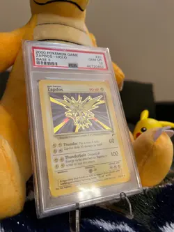 PSA 10 GEM MINT Pokemon Zapdos 20/130 Holo Base Set 2 - Image 2