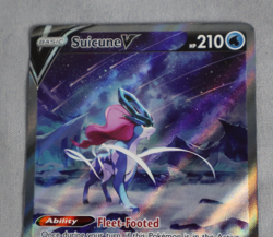 Pokemon TCG Suicune v GG38/GG70 Crown Zenith Ultra Rare Holo Card NM Condition - Image 3