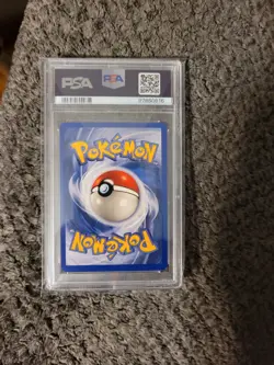 1st Edition 1999 Pokemon Jungle Wigglytuff Holo PSA Grade 8 - Image 2