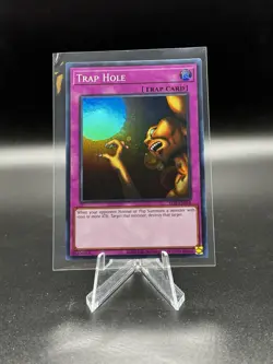 Trap Hole LOB-EN058 Legend of Blue Eyes White Dragon (25th Anniversary Edition) - Image 1