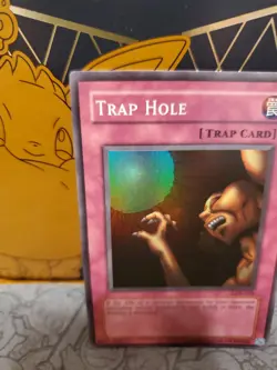 Yu-Gi-Oh Trap Hole #LOB-058 Super Rare - Image 2