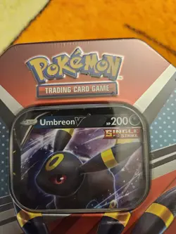 Pokemon Trading Card Game Umbreon V Tin Sealed - Image 2