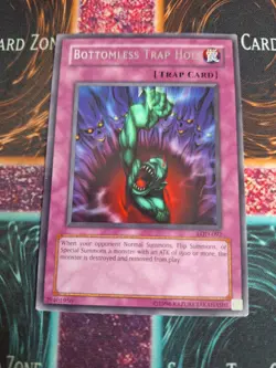 Yu-Gi-Oh! Bottomless Trap Hole LOD-092 Rare Unlimited Near Mint - Image 1