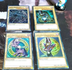 DARK MAGICIAN - 1ST ED/LIMITED ULTRA NM + 3 ALT ARTWORK YGLD-ENC09 - YUGIOH - Image 1