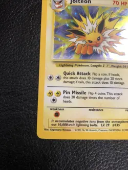 B6 1999 Vintage 1999 Pokemon Card JUNGLE JOLTEON 4/64 Holo Rare MP English - Image 5