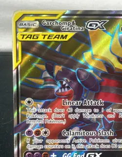 Pokemon TCG Garchomp Giratina GX 228/236 Unified Minds Holo Full Art DMG - Image 3