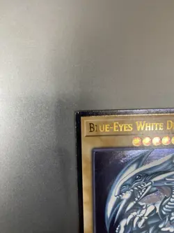 Blue-Eyes White Dragon - OP28-EN001 - Near Mint NM - Ultimate Rare - Unlimited - Image 2