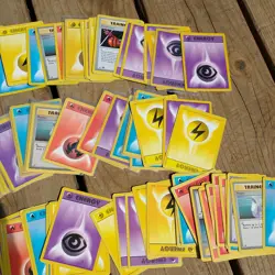 pokemon energy cards 70+ vintage - Image 3